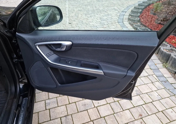Volvo V60 cena 59900 przebieg: 190377, rok produkcji 2015 z Alwernia małe 277